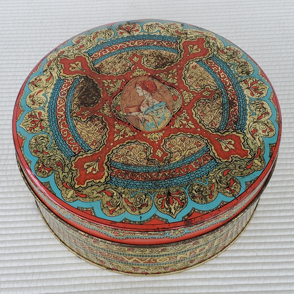 Wonder Bakeries Limited Fruit Cake Tin 8.25" Round Small Vintage Red Cottagecore